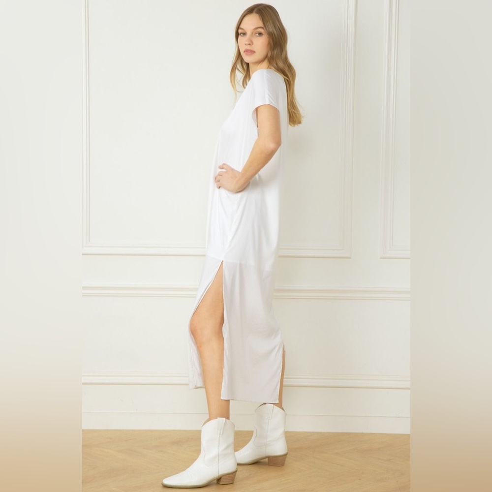 Entro V-neck short sleeve midi dress featuring braided fringe detail - Picture 3 of 7